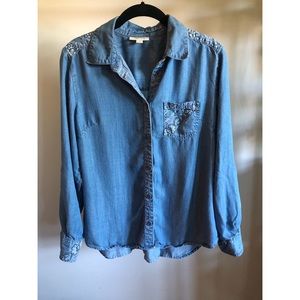 Style & co chambray button up with design